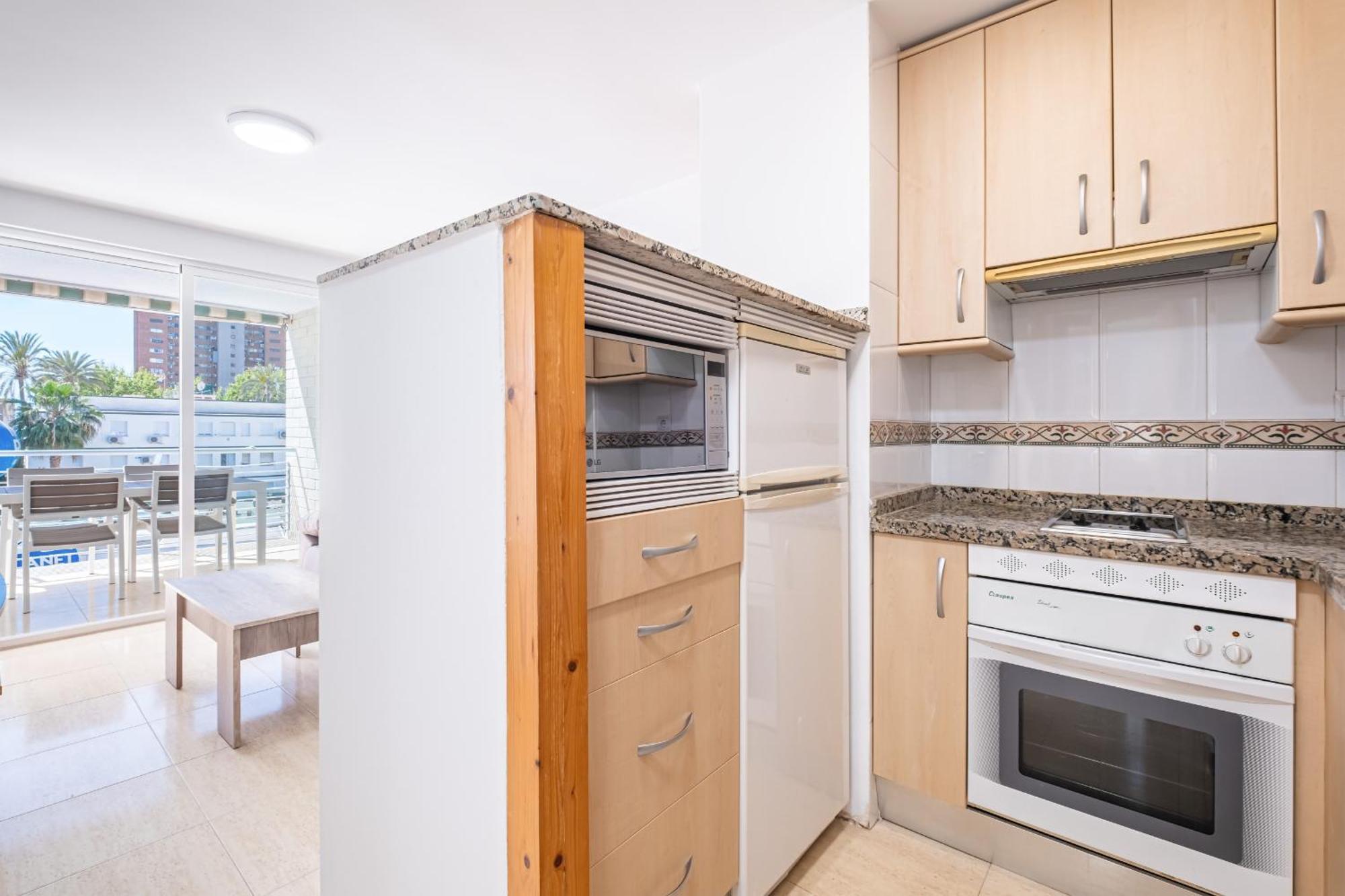 Niza 2-a Levante Appartement