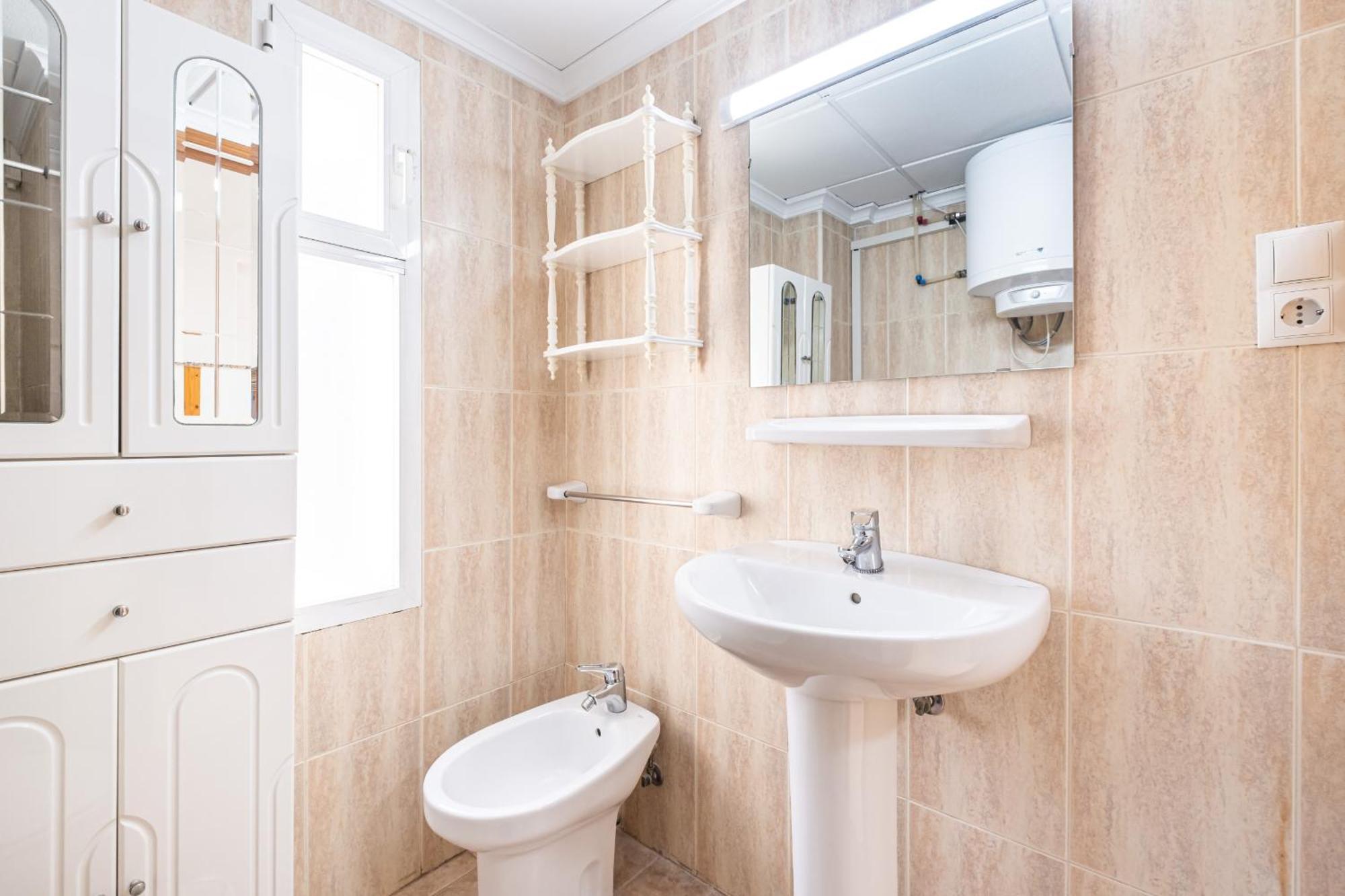 Niza 2-a Levante Appartement