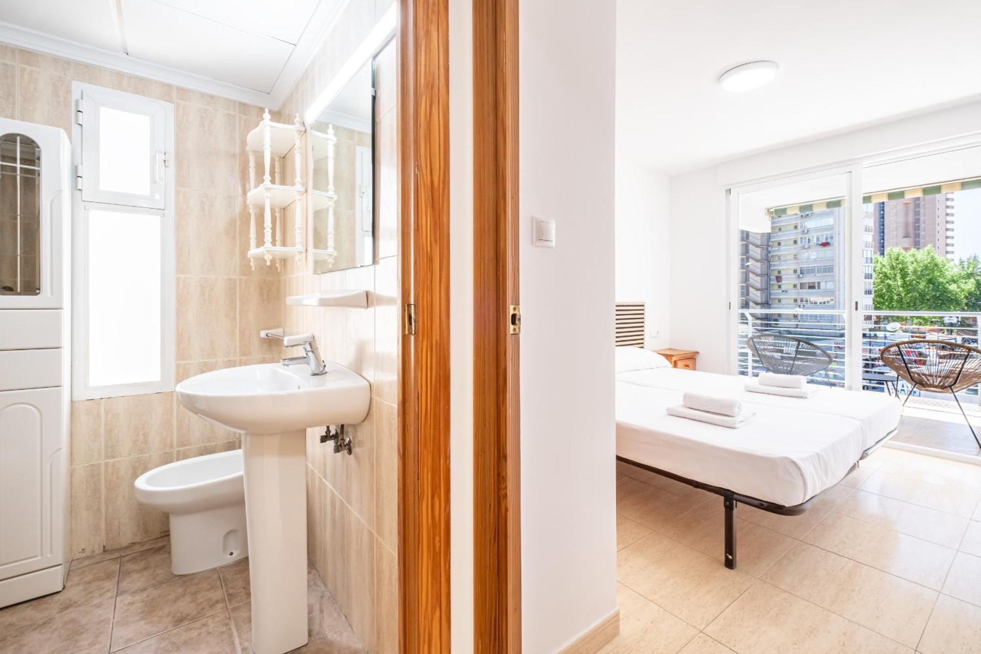 Niza 2-a Levante Appartement